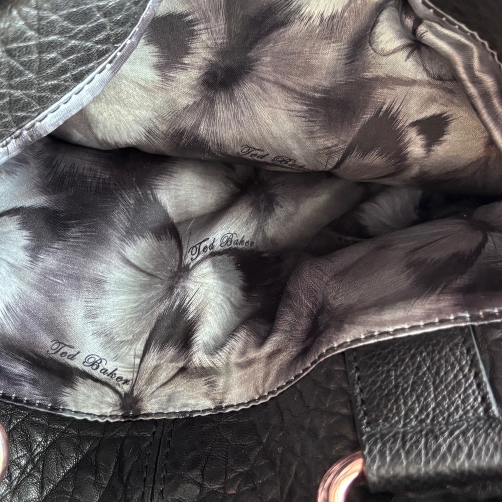 Ted Baker Black Pebble Leather Handbag Bow Detail Authentic - Picture 6 of 12